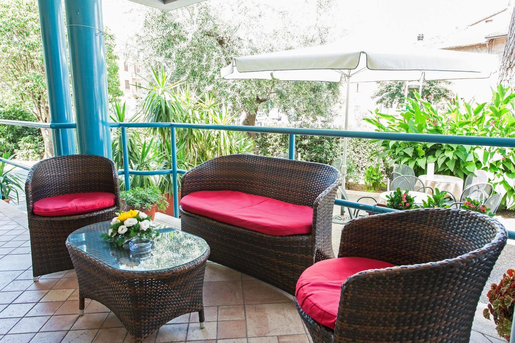 Hotel Los Angeles Assisi Buitenkant foto
